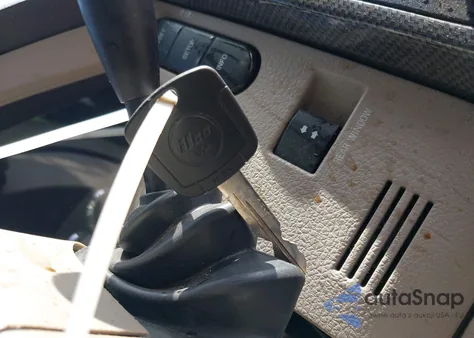 2008 Ford F-250 Fx4/Harley-Davidson/King Ranch/Lariat/Xl/Xlt z USA, uszkodzony, nr VIN 1FTSW21RX8EB02808